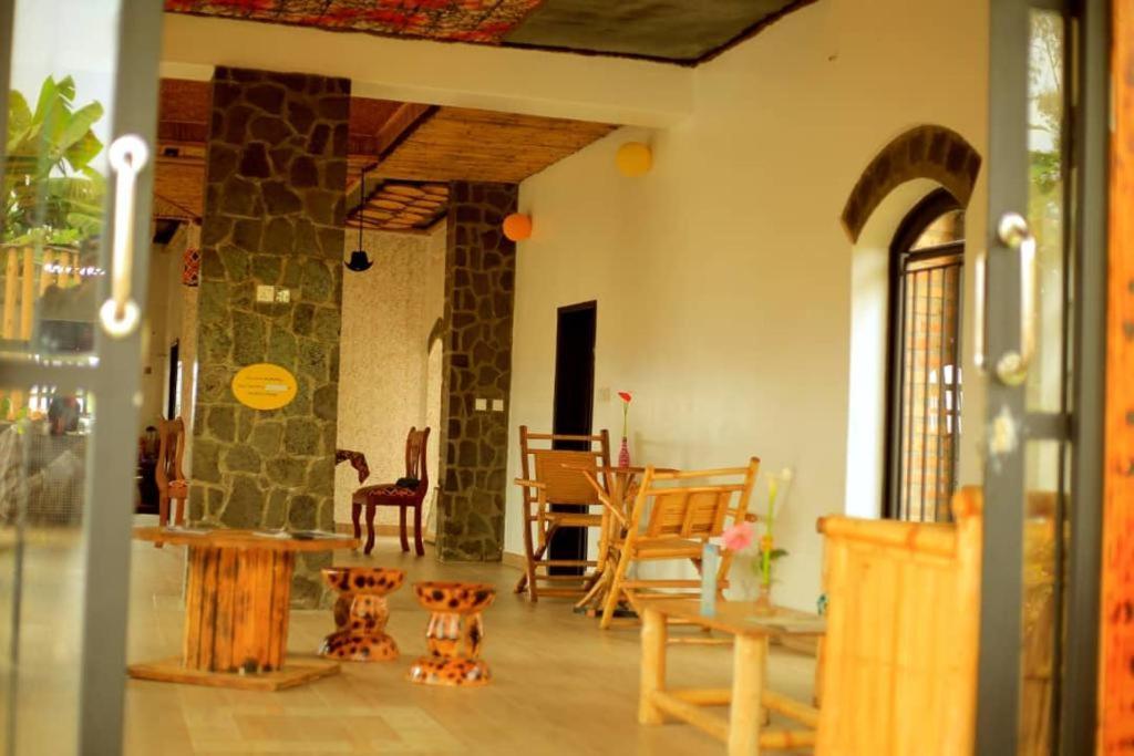 Urugano Virunga Palace Nyarugina Extérieur photo