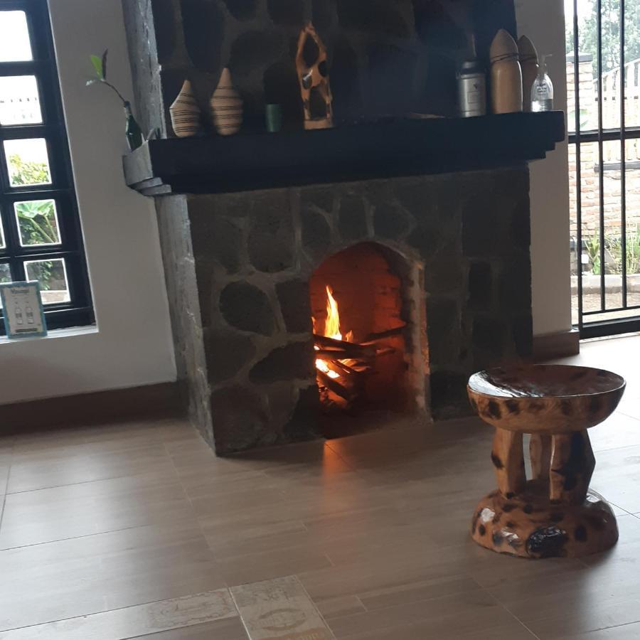 Urugano Virunga Palace Nyarugina Extérieur photo