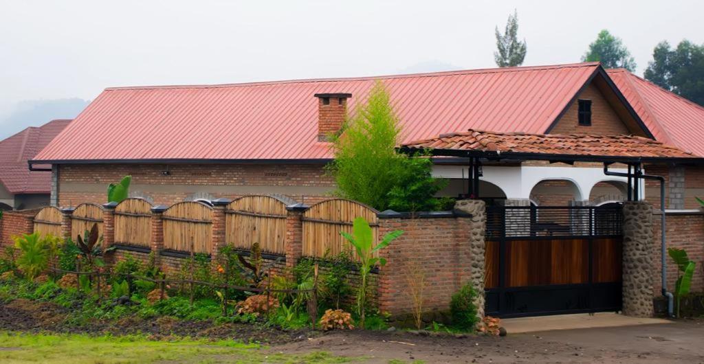 Urugano Virunga Palace Nyarugina Extérieur photo